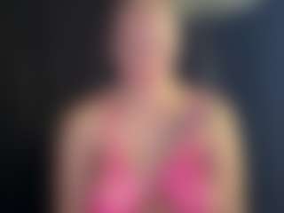 Live cam show with Candii Love Bae - Brown Hair Toys on LiveSexCams6