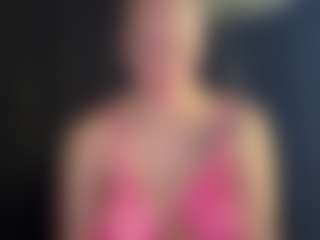 Candii Love Bae's Live Sex Cam Show