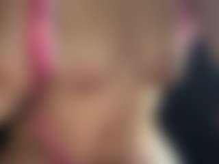 Candii Love Bae's Live Sex Cam Show