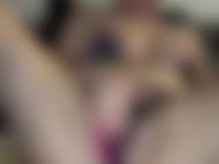 Candii Love Bae's Live Sex Cam Show