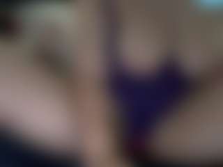 Candii Love Bae's Live Sex Cam Show