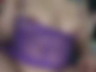 Candii Love Bae's Live Sex Cam Show