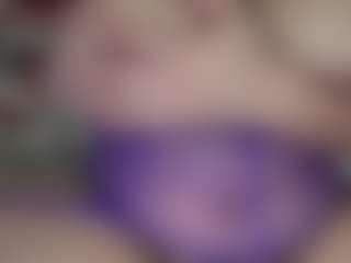 Candii Love Bae's Live Sex Cam Show