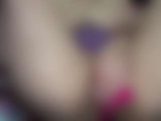 Candii Love Bae's Live Sex Cam Show