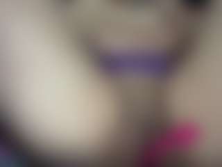 Candii Love Bae's Live Sex Cam Show