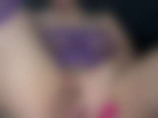 Candii Love Bae's Live Sex Cam Show