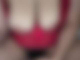 Candii Love Bae's Live Sex Cam Show