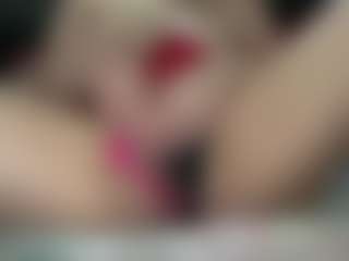 Candii Love Bae's Live Sex Cam Show