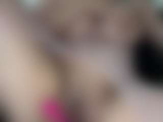 CandiiBae's Live Sex Cam Show