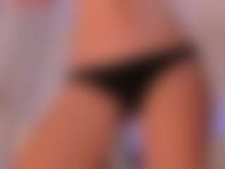 Live cam show with chloemoretix - Petite on anonymated.com