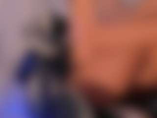 Live cam show with chloemoretix - Petite on MyBangCams