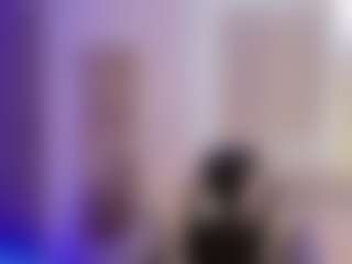 Live cam show with chloemoretix - Blowjob on boobsie.com