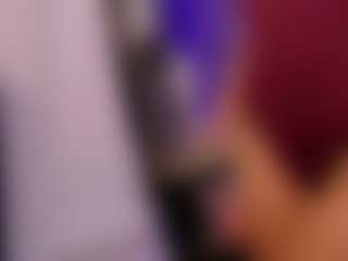 Live cam show with chloemoretix - Brown Hair on pussylord.com