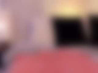Live cam show with chloemoretix - Erotic Dance on milfzrlive.com