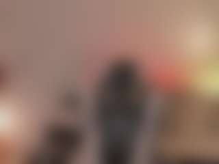 chloemoretix's Live Sex Cam Show