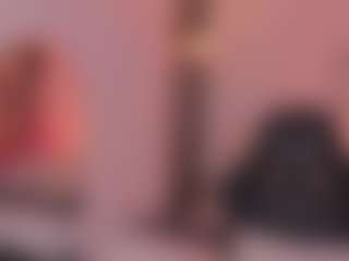 chloemoretix's Live Sex Cam Show