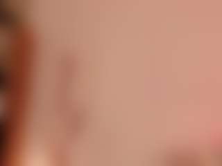 chloemoretix's Live Sex Cam Show
