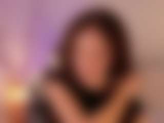 Live cam show with chloemoretix - Petite on CamSodaAdn