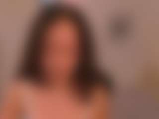 Live cam show with chloemoretix - Brown Hair on Dolls Live