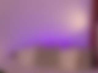 Live cam show with chloemoretix - Flashing on luckytryst.com