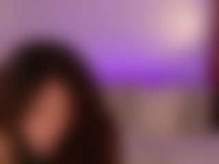 Live cam show with chloemoretix - Brown Hair on UwU Esports