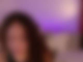 Live cam show with chloemoretix - Brown Hair on livesuperchat.net