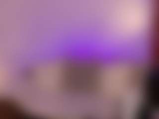 Live cam show with chloemoretix - Brown Hair on Cam Slut