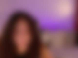 Live cam show with chloemoretix - Brown Hair on Fapmatic.com