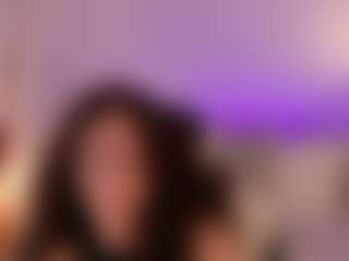 Live cam show with chloemoretix - Handjob on livesuperchat.net