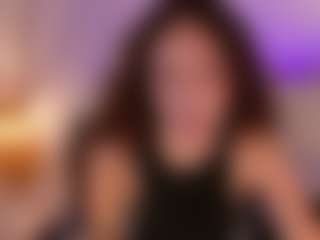 Live cam show with chloemoretix - Drinking on Lustler