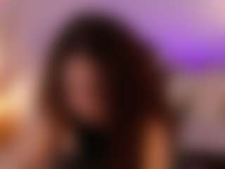 Live cam show with chloemoretix - Petite Teen (18+) on dropp.cam