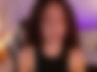 Live cam show with chloemoretix - Petite on Free Soda