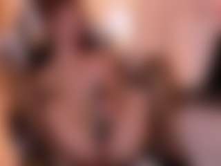 chloemoretix's Live Sex Cam Show