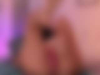 chloemoretix's Live Sex Cam Show