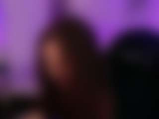 chloemoretix's Live Sex Cam Show
