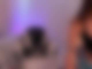 chloemoretix's Live Sex Cam Show