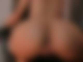 chloemoretix's Live Sex Cam Show
