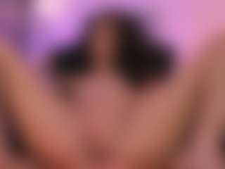 chloemoretix's Live Sex Cam Show