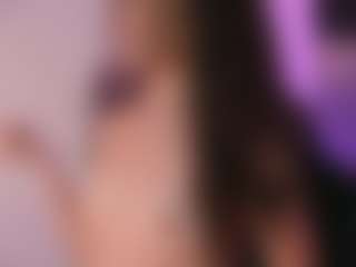 chloemoretix's Live Sex Cam Show
