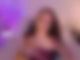 Live cam show with chloemoretix - Erotic Dance on Camsoda