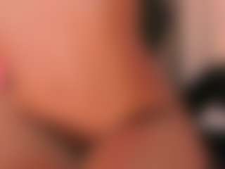 chloemoretix's Live Sex Cam Show