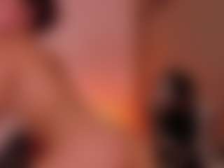 chloemoretix's Live Sex Cam Show