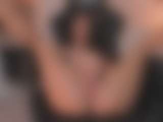 chloemoretix's Live Sex Cam Show