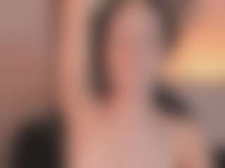 chloemoretix's Live Sex Cam Show