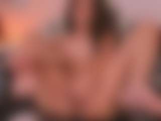 chloemoretix's Live Sex Cam Show