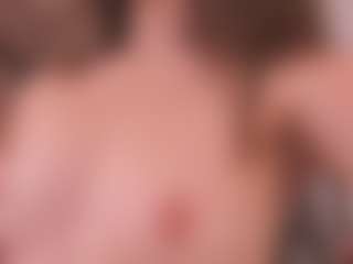 chloemoretix's Live Sex Cam Show