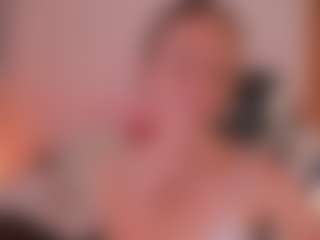 chloemoretix's Live Sex Cam Show