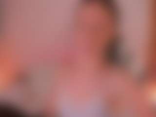 chloemoretix's Live Sex Cam Show