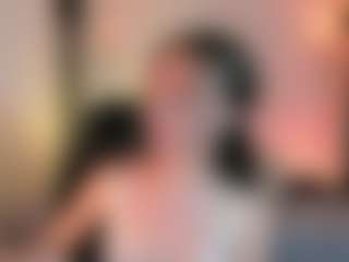 chloemoretix's Live Sex Cam Show