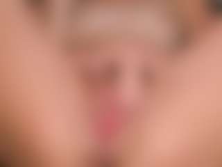 chloemoretix's Live Sex Cam Show